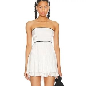 NWT Free People Daisy's Mini